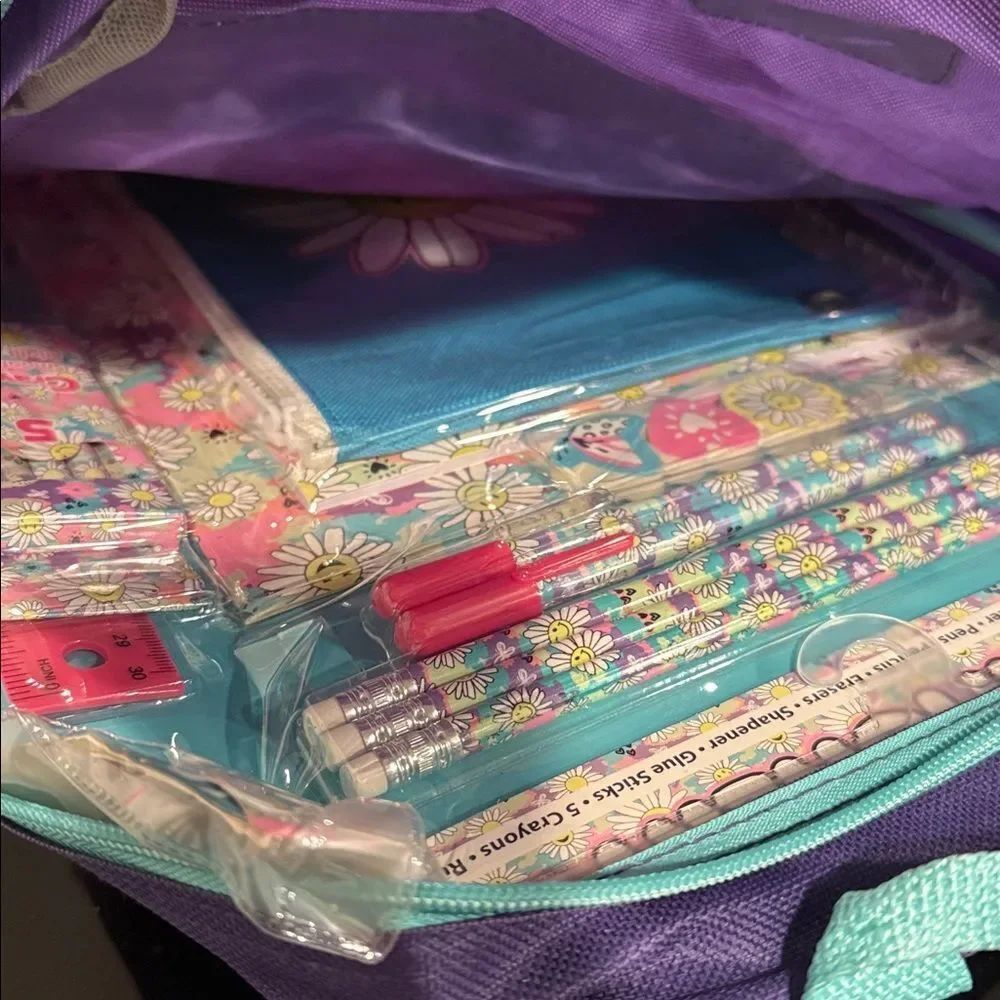 Boy 👦🏼 backpack & supplies - Picture 3 of 13